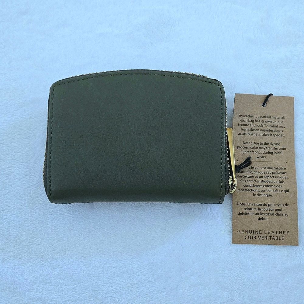 Margot New York🗽 "Gina" Compact Wallet - NWT - Picture 2 of 16